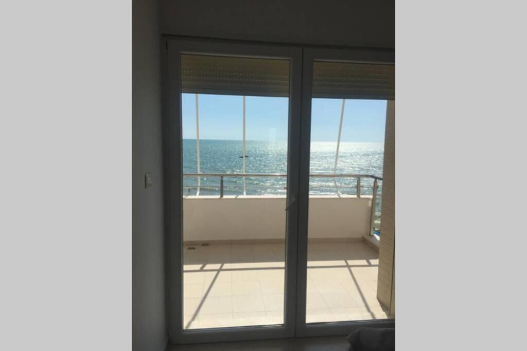 Modern Sea View Apartment For A Perfect Holiday Durrës Eksteriør billede